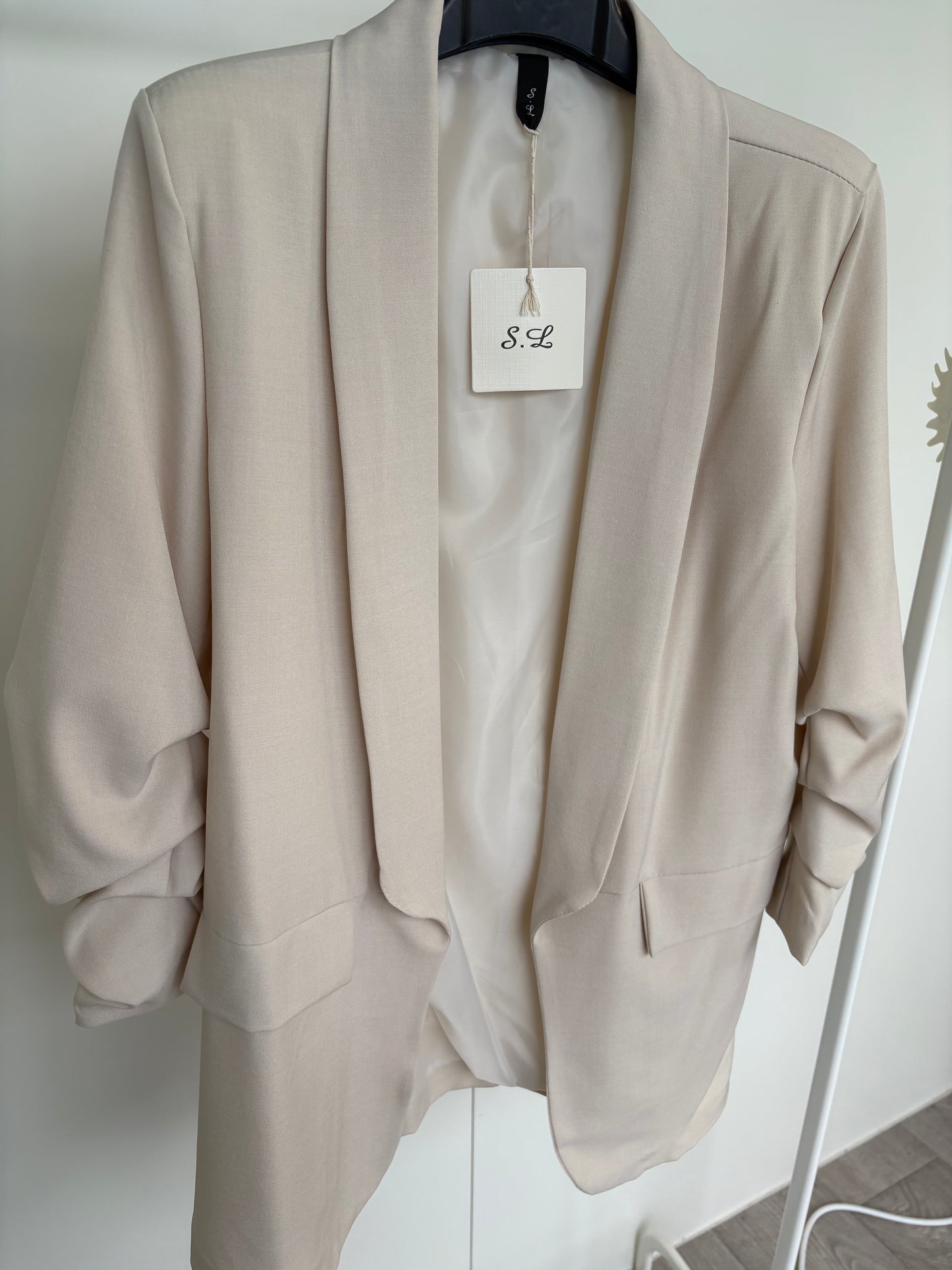 Blazer crema